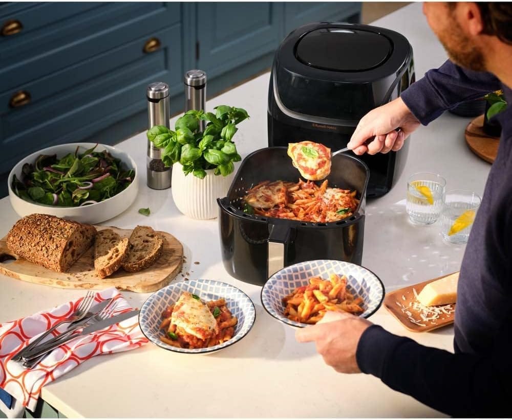 Russell Hobbs Air fryer de 4L [Multicuiseur: 7 fonctions|10 programmes] Friteuse sans huile (cuit, grille, rôtit & plus; convient au lave-vaisselle,...