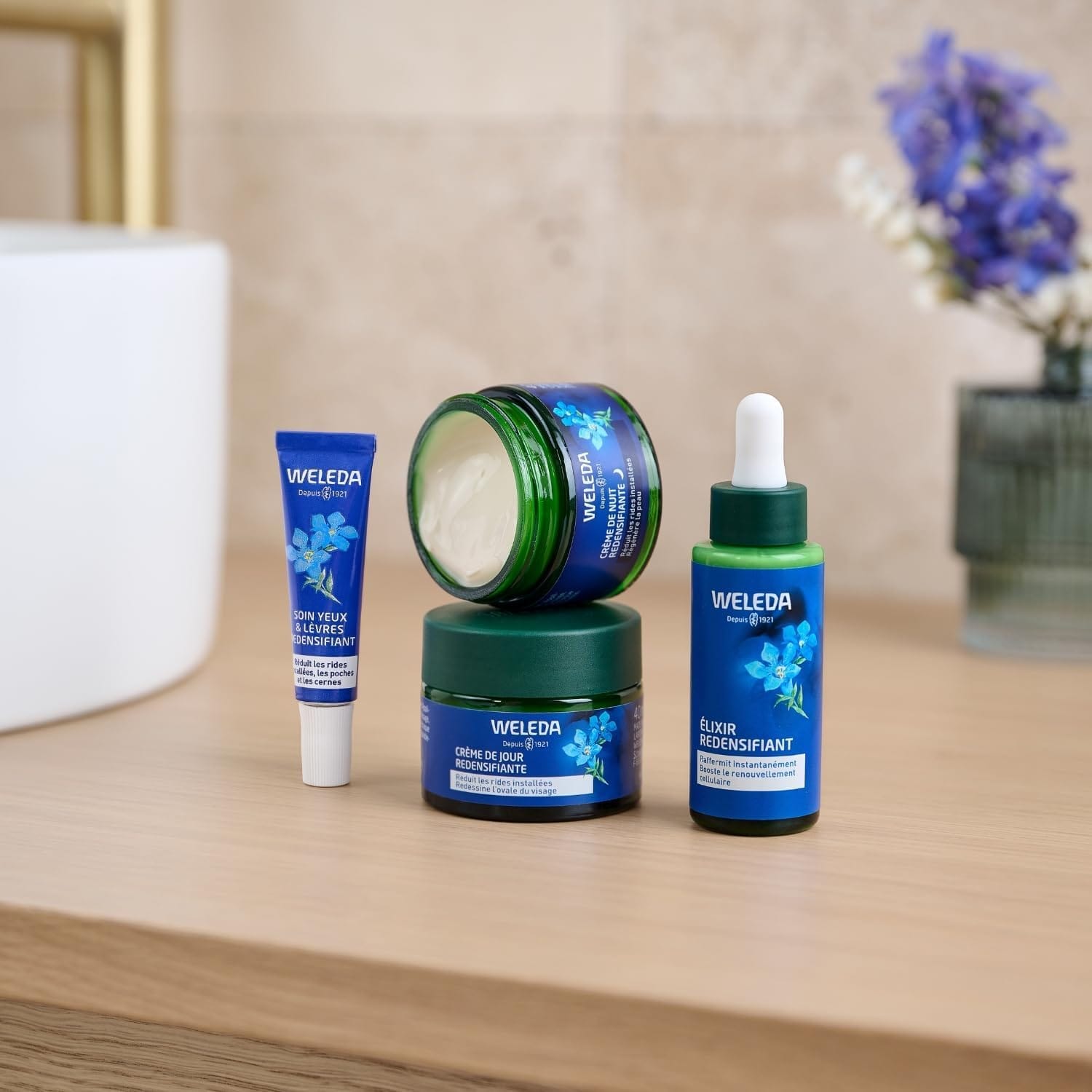 WELEDA - Crème de Jour redensifiante GENTIANE BLEUE ET EDELWEISS - Soin anti-âge redensifiant dès 50 ans - Peaux matures - NATRUE* - Vegan*** - 40 ml
